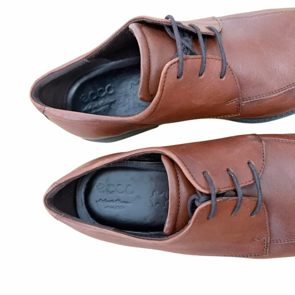 Ecco brown leather